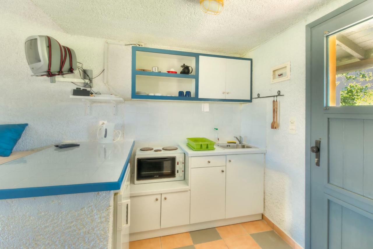 אצ'ארבי Lefkes Apartments 2 מראה חיצוני תמונה